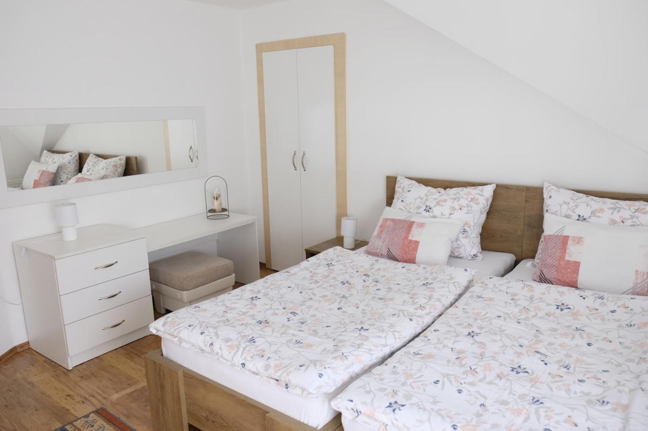 Apartman Sveti Rok 波热加 外观 照片